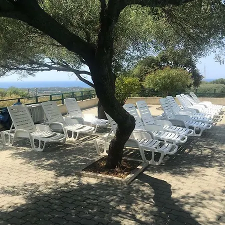 Casa Margherita Vista Mare 公寓 巴德希